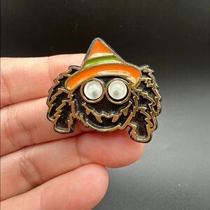 Hallmark 80’s plastic spider brooch pin googly eyes